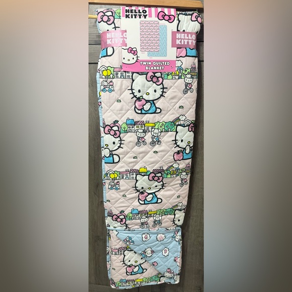 New Hello Kitty Pink & Blue Neighborhood Quilted Twin Blanket On Hanger & Tag - Picture 1 of 6
